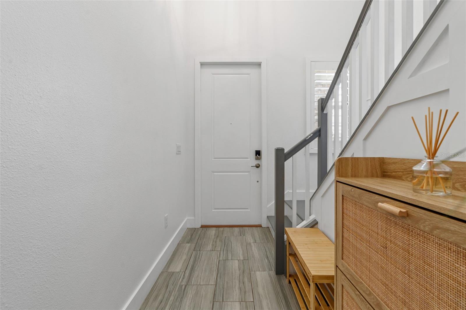 Image 5 of 52 For 4345 Cadence Loop