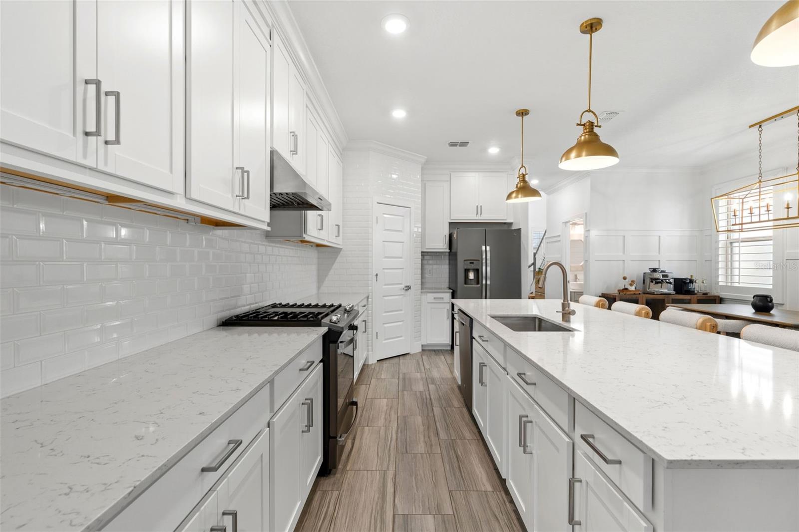 Image 9 of 52 For 4345 Cadence Loop