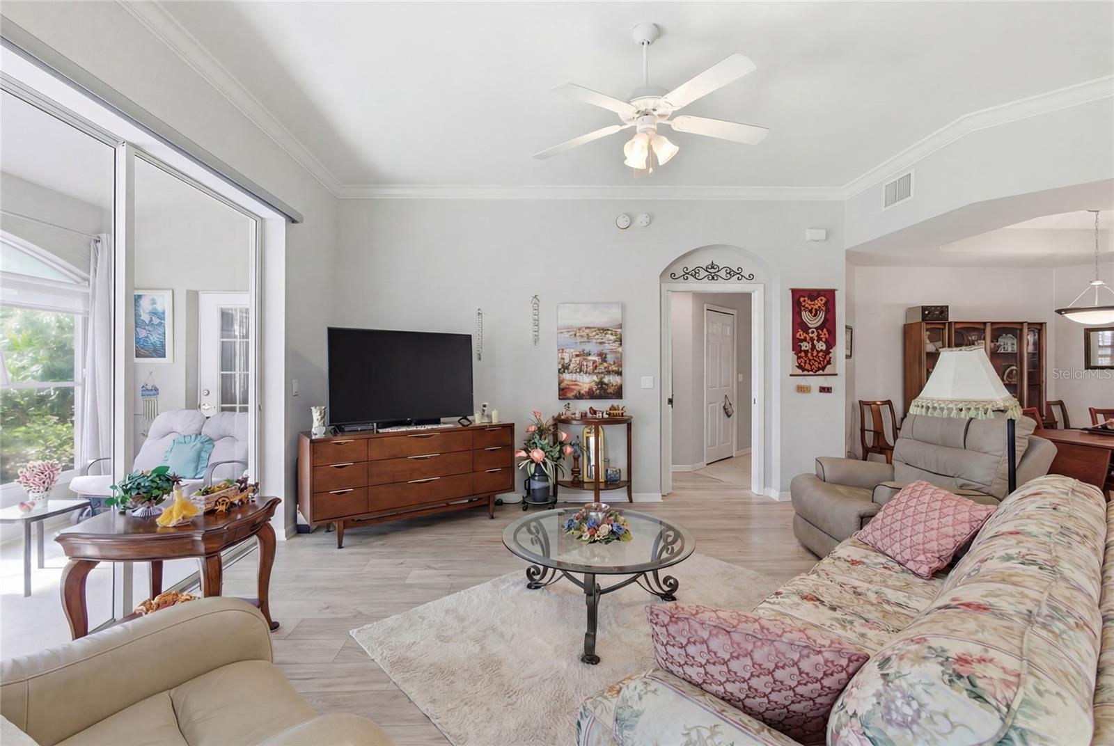 Image 12 of 31 For 4000 Ibis Way 101