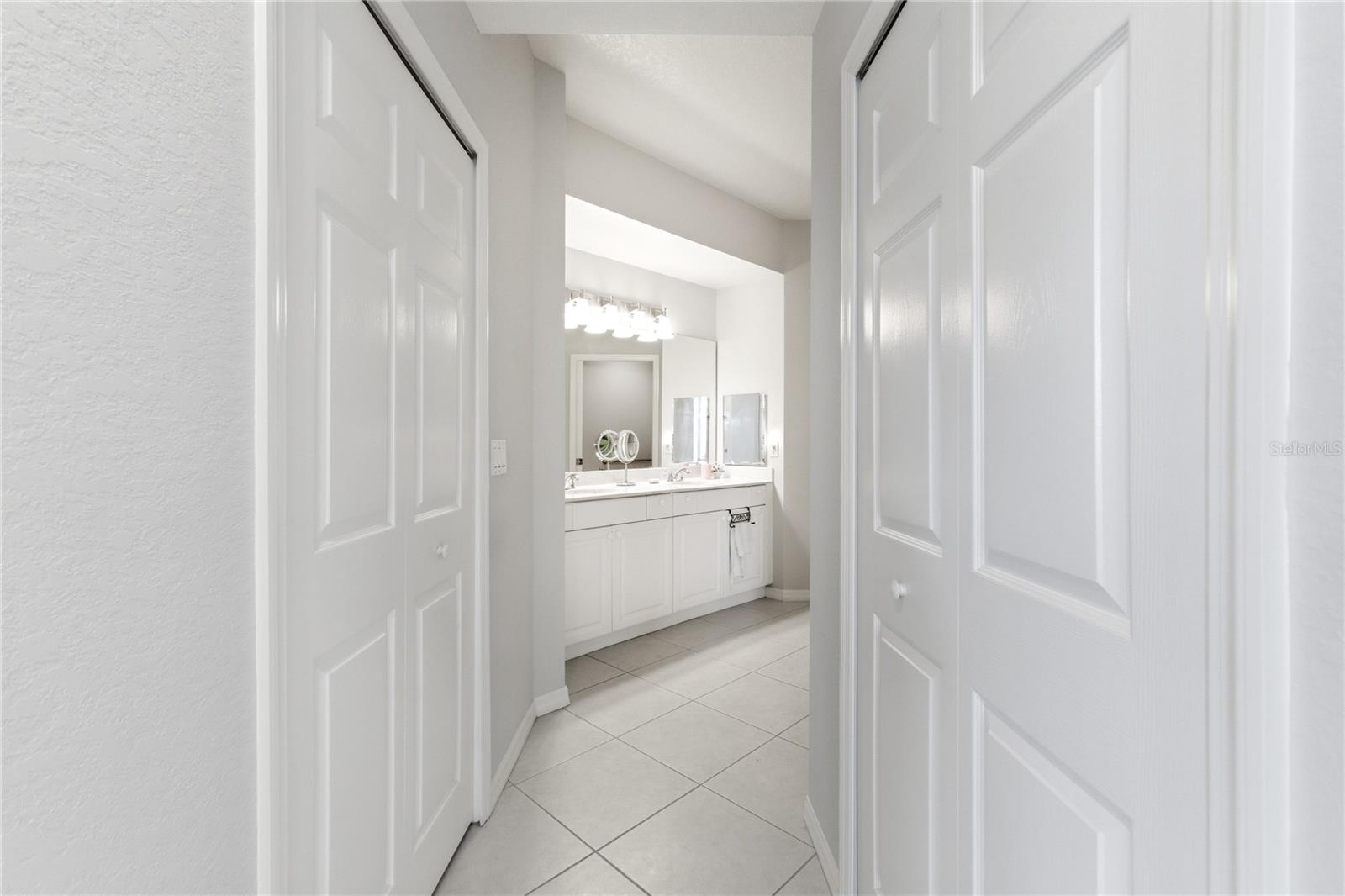 Image 18 of 31 For 4000 Ibis Way 101