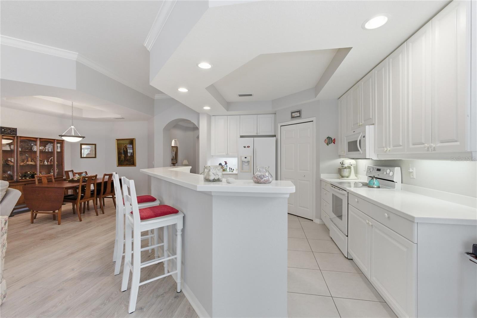 Image 8 of 31 For 4000 Ibis Way 101