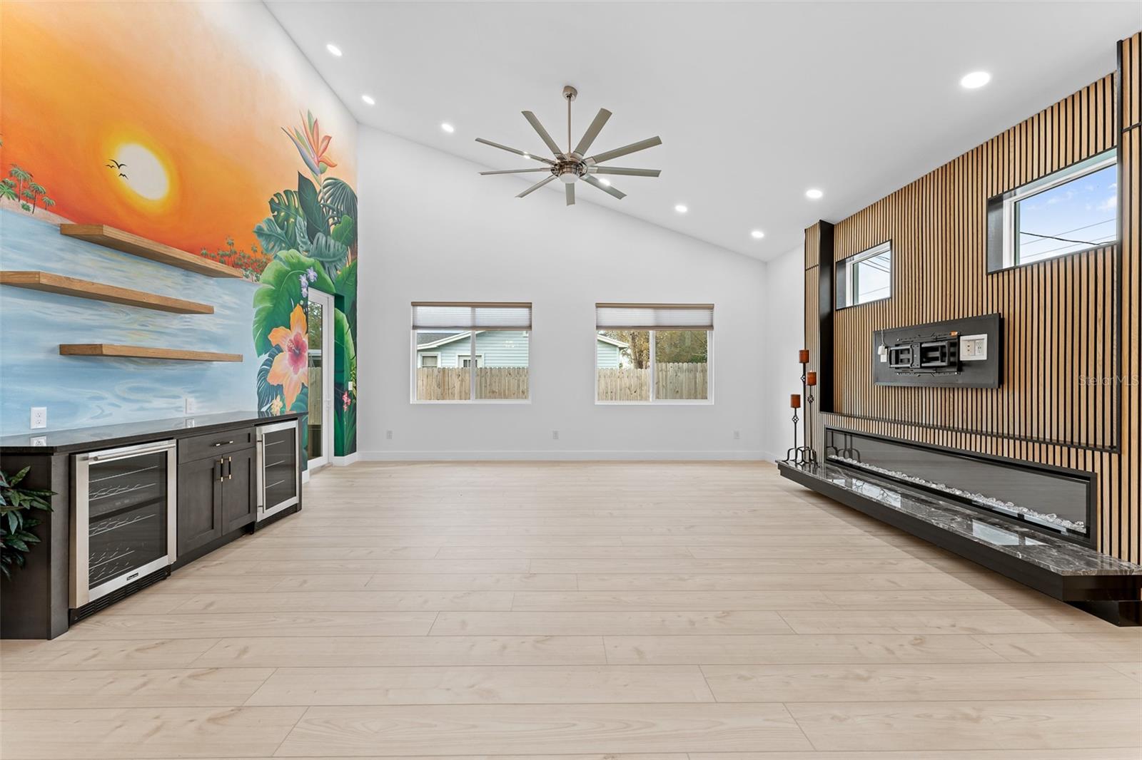 Image 27 of 59 For 4907 15th Avenue N