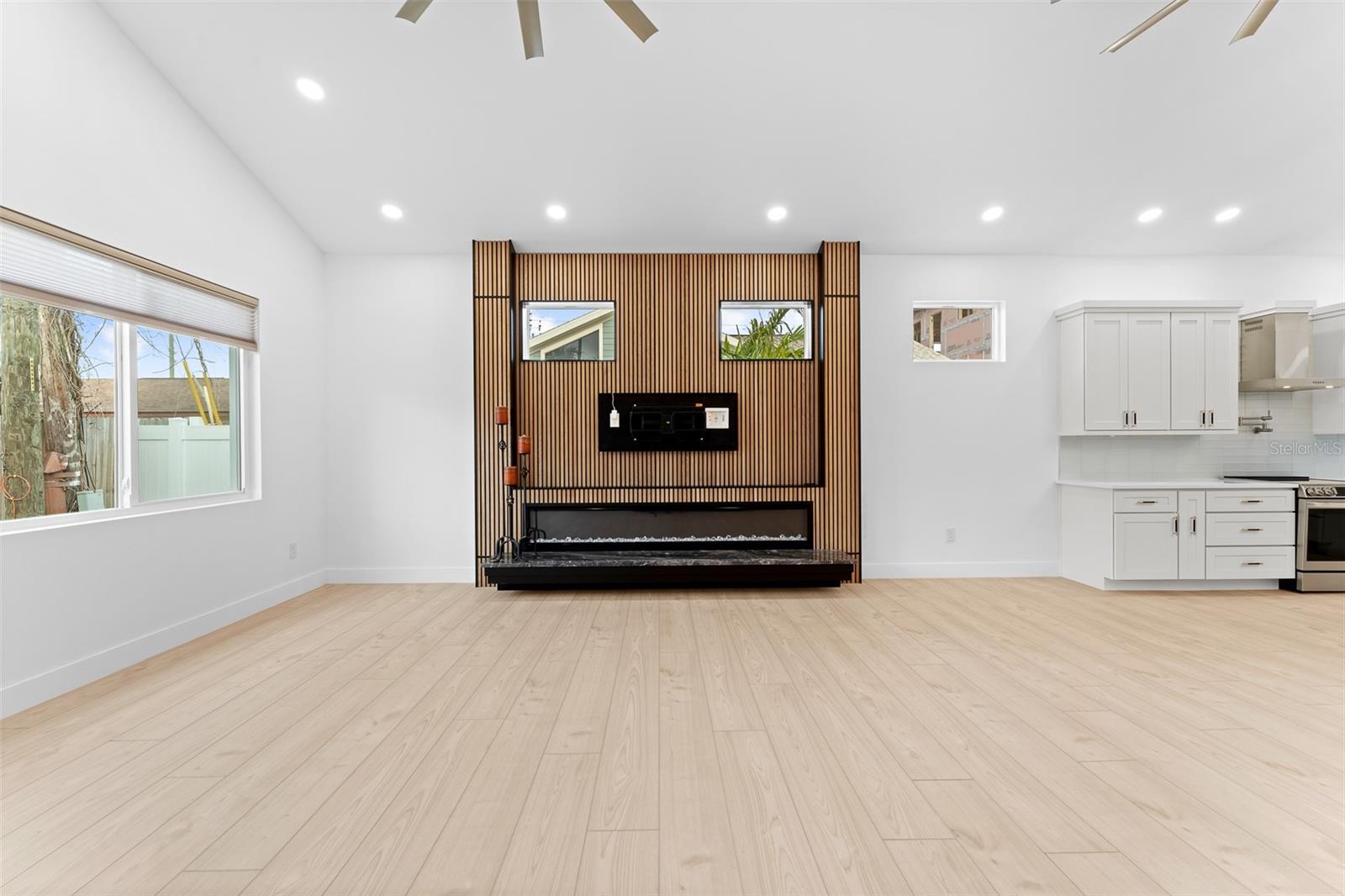 Image 29 of 59 For 4907 15th Avenue N