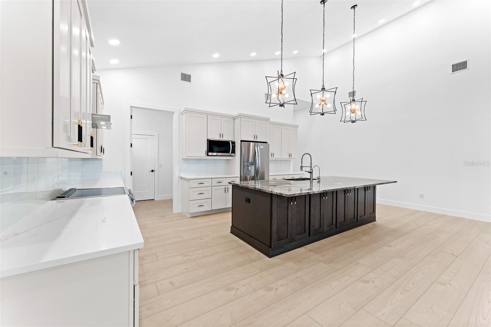 Image 36 of 59 For 4907 15th Avenue N