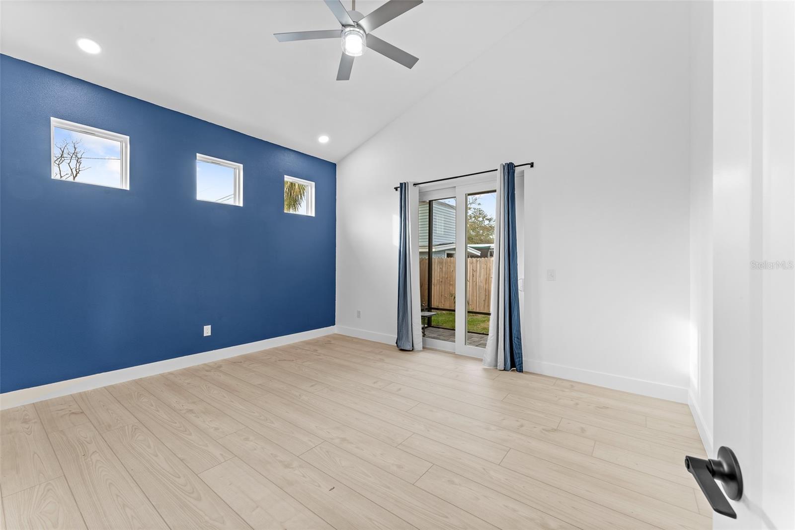 Image 38 of 59 For 4907 15th Avenue N