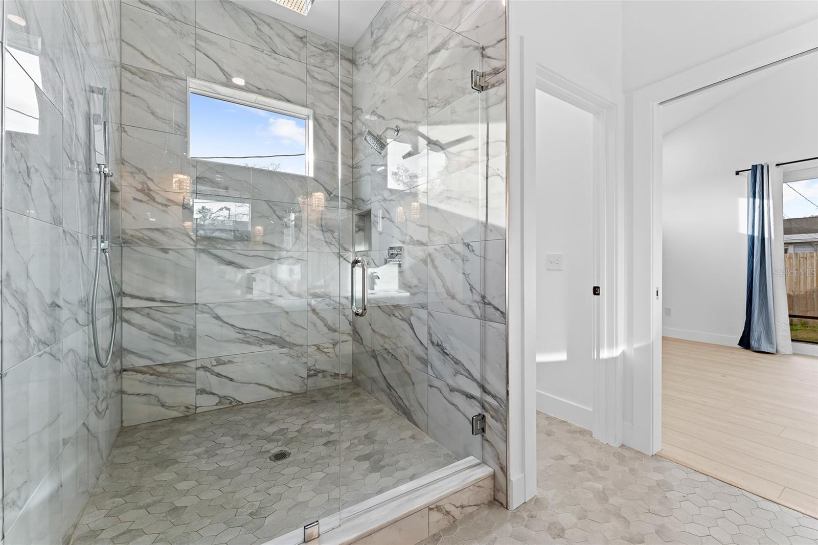 Image 45 of 59 For 4907 15th Avenue N