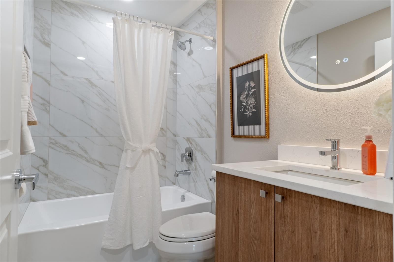 Image 38 of 49 For 3316 Anderson Street