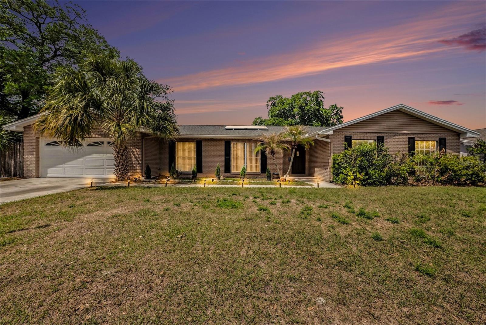 Listing photo id 24 for 208 Donatello Drive