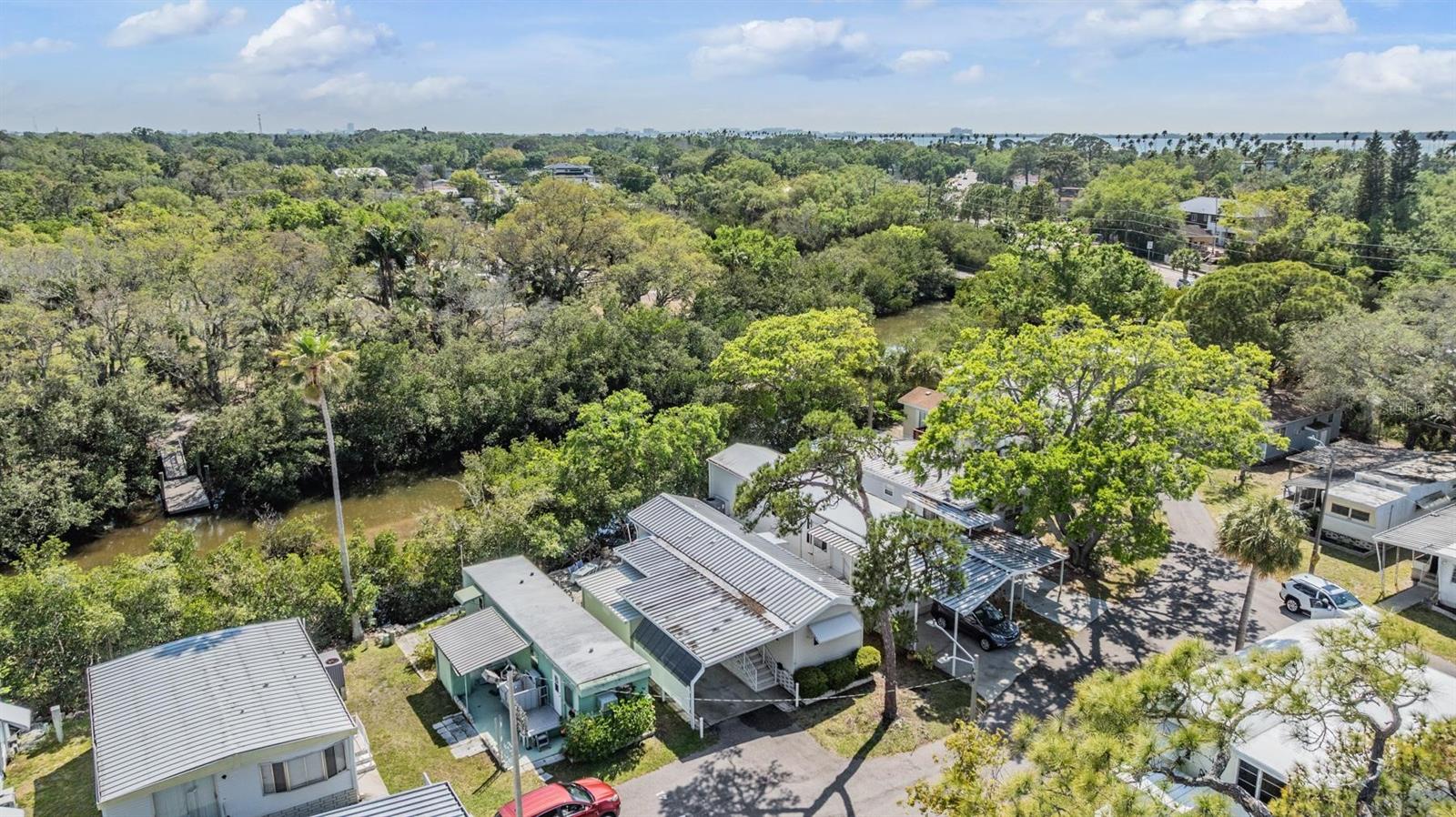 Image 31 of 47 For 605 Michigan Boulevard 39