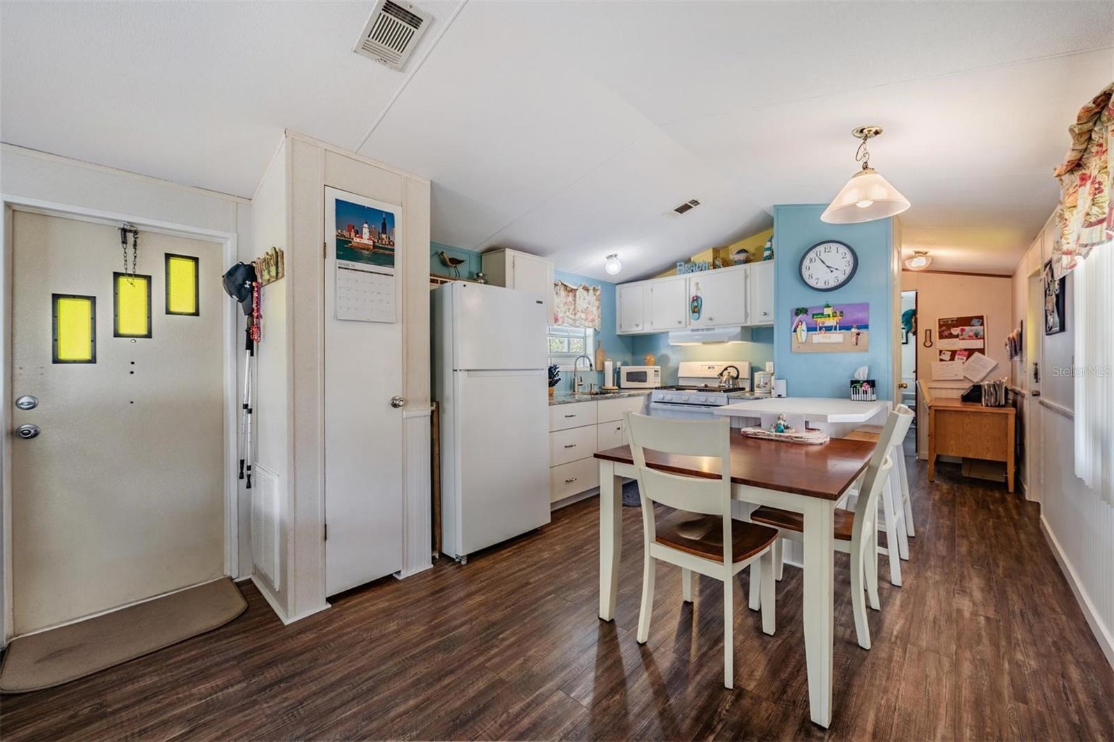 Image 9 of 47 For 605 Michigan Boulevard 39