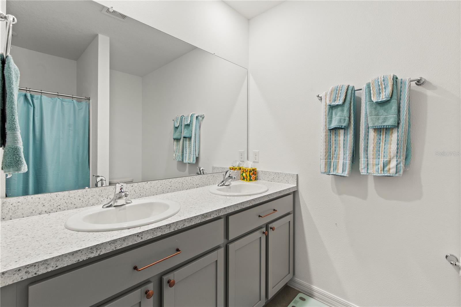 Image 16 of 40 For 6250 Wandering Willow Drive