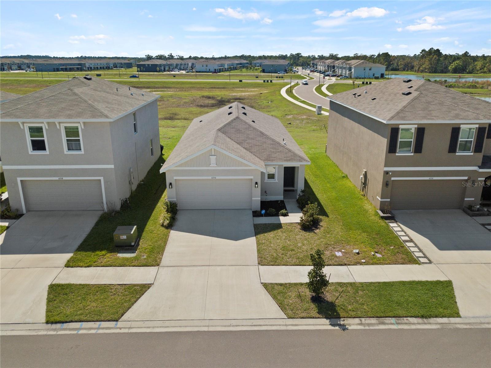 Image 32 of 40 For 6250 Wandering Willow Drive