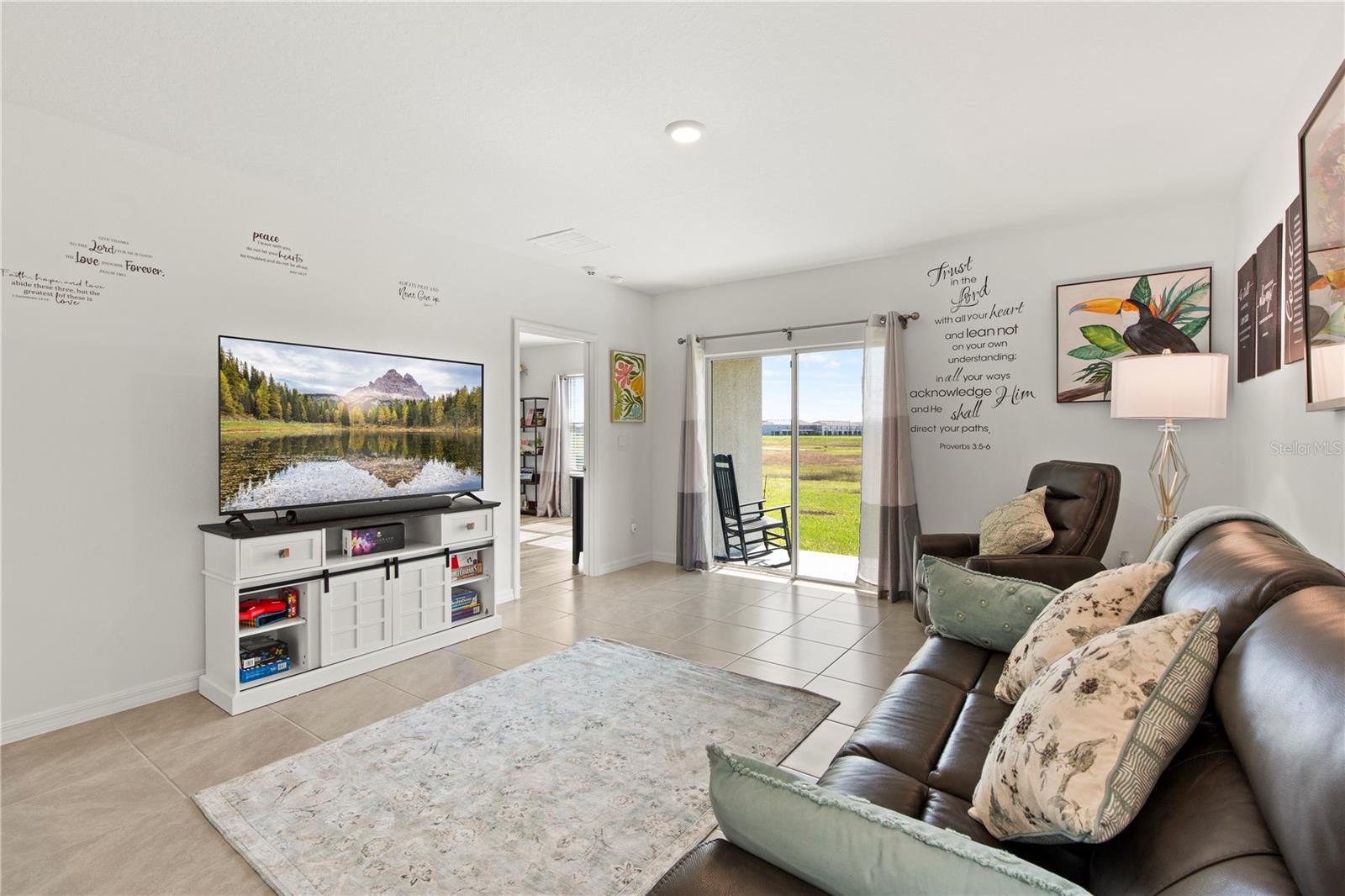 Image 6 of 40 For 6250 Wandering Willow Drive