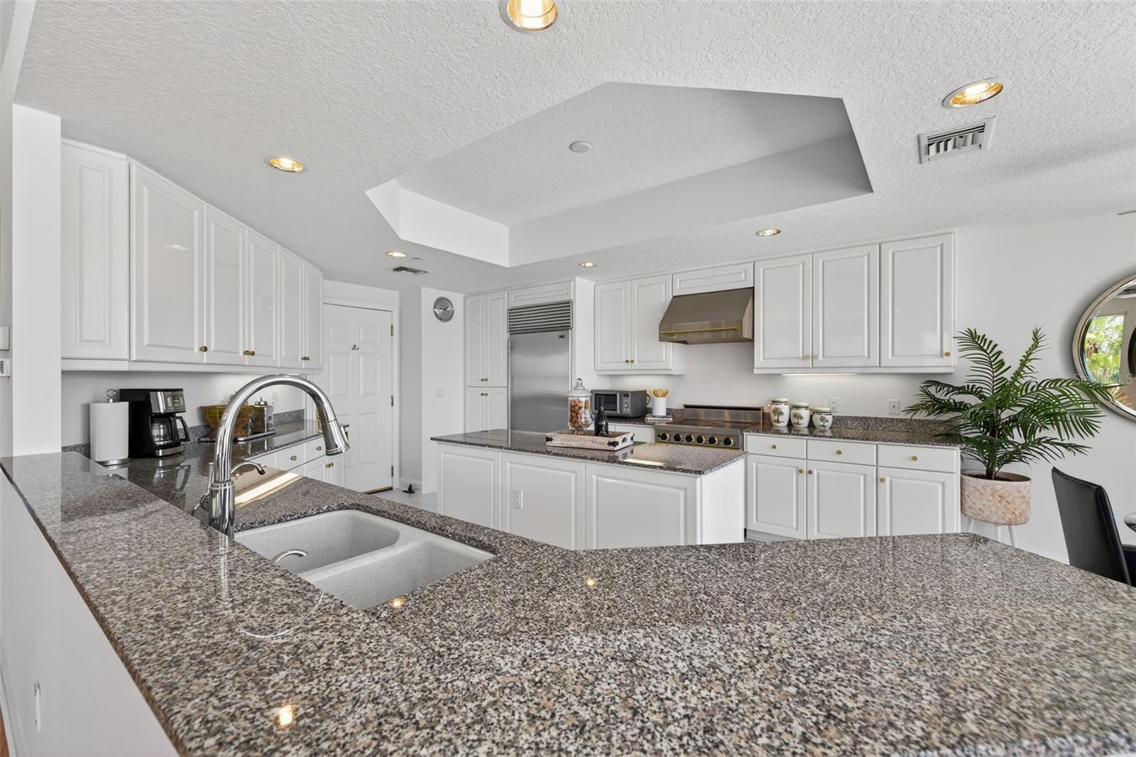 Image 18 of 52 For 555 5th Avenue Ne 332