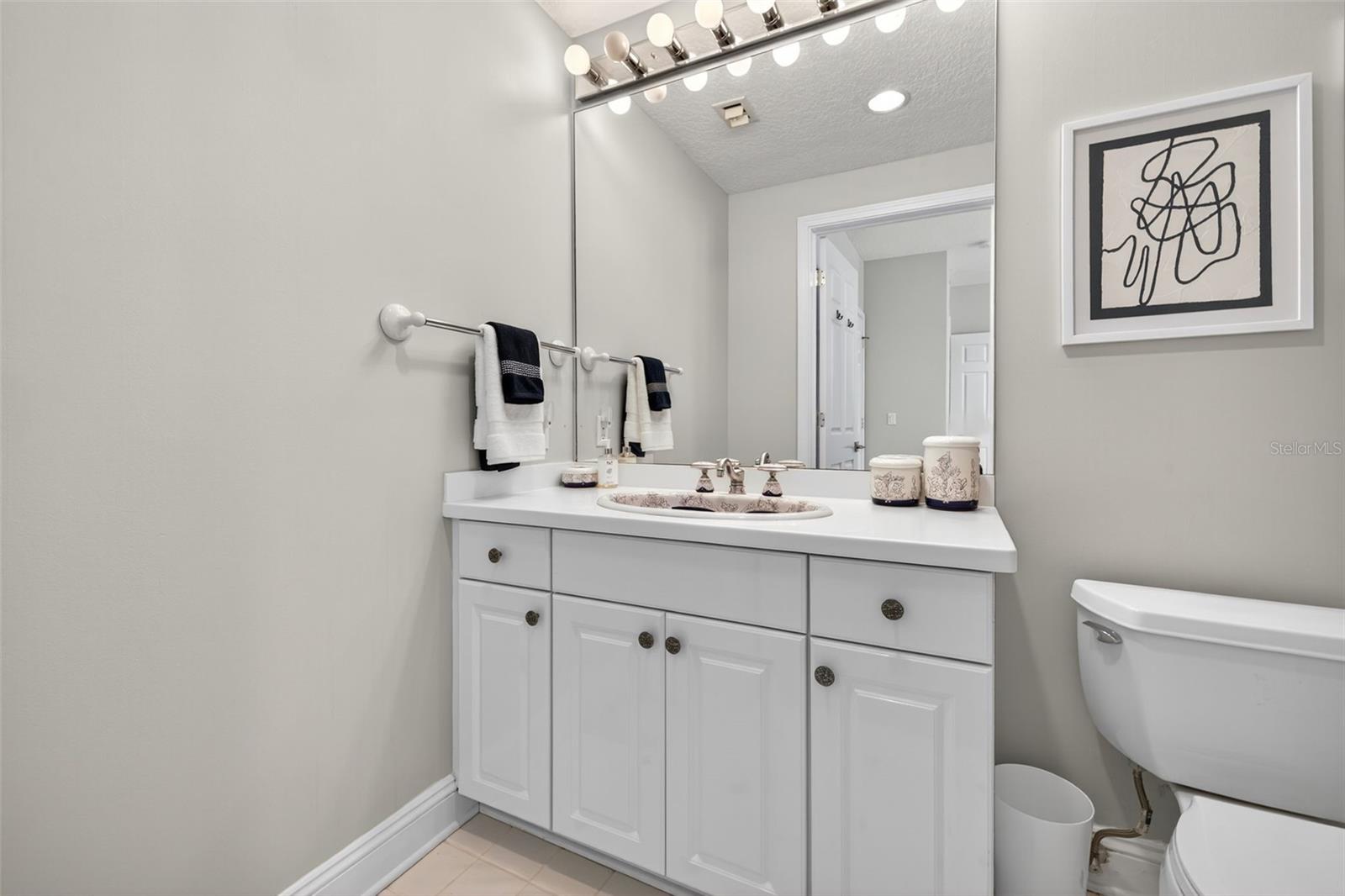 Image 29 of 52 For 555 5th Avenue Ne 332