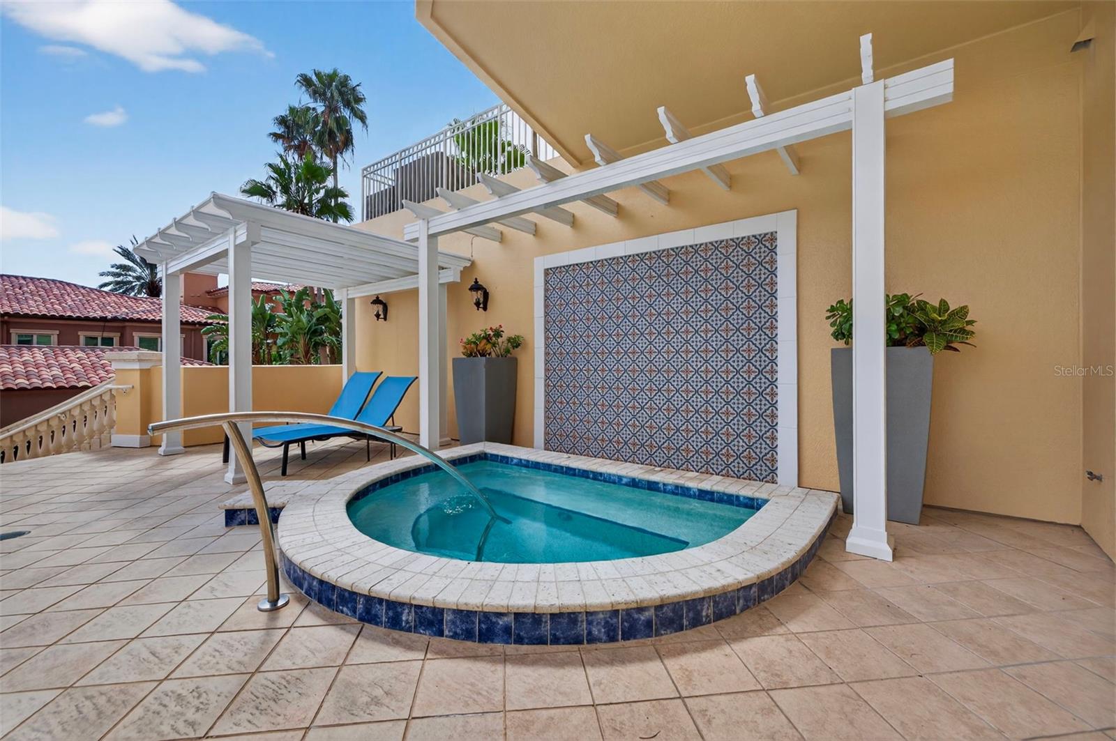 Image 43 of 52 For 555 5th Avenue Ne 332