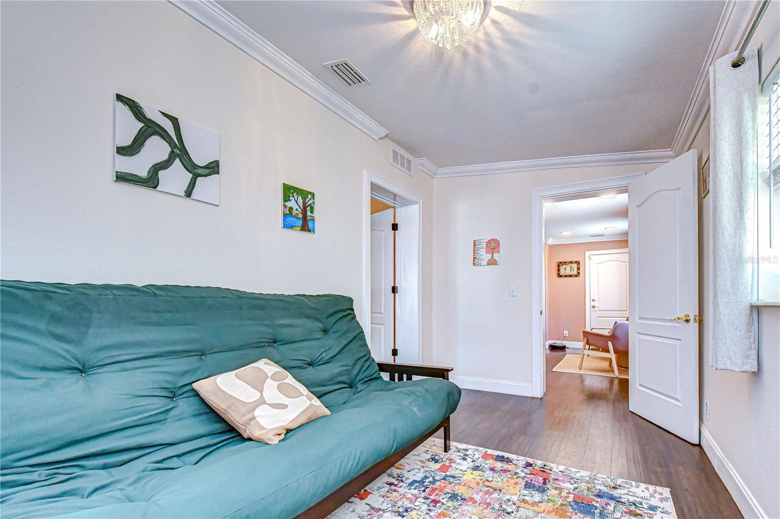 Image 22 of 39 For 6137 12th Avenue S