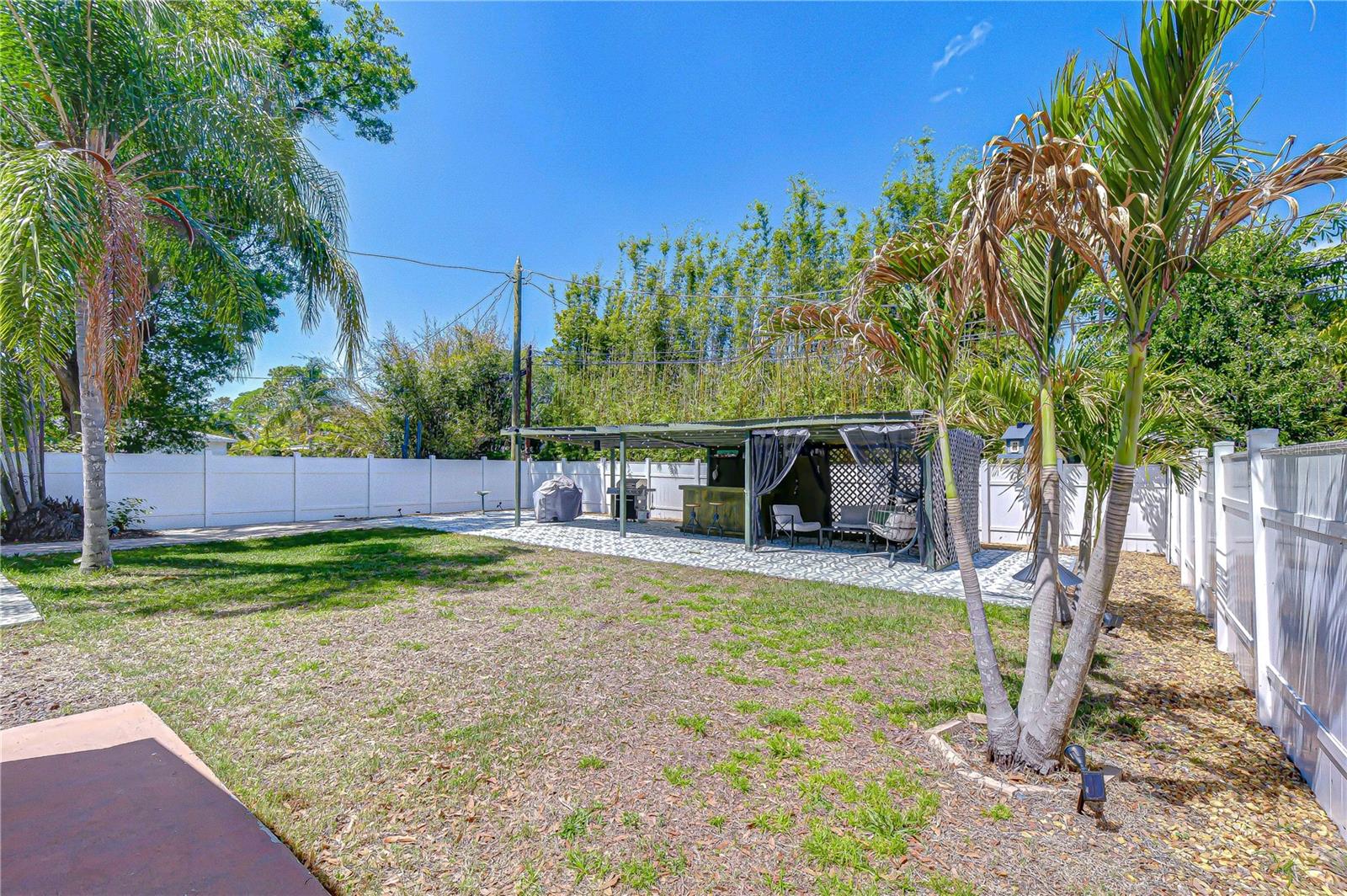 Image 31 of 39 For 6137 12th Avenue S