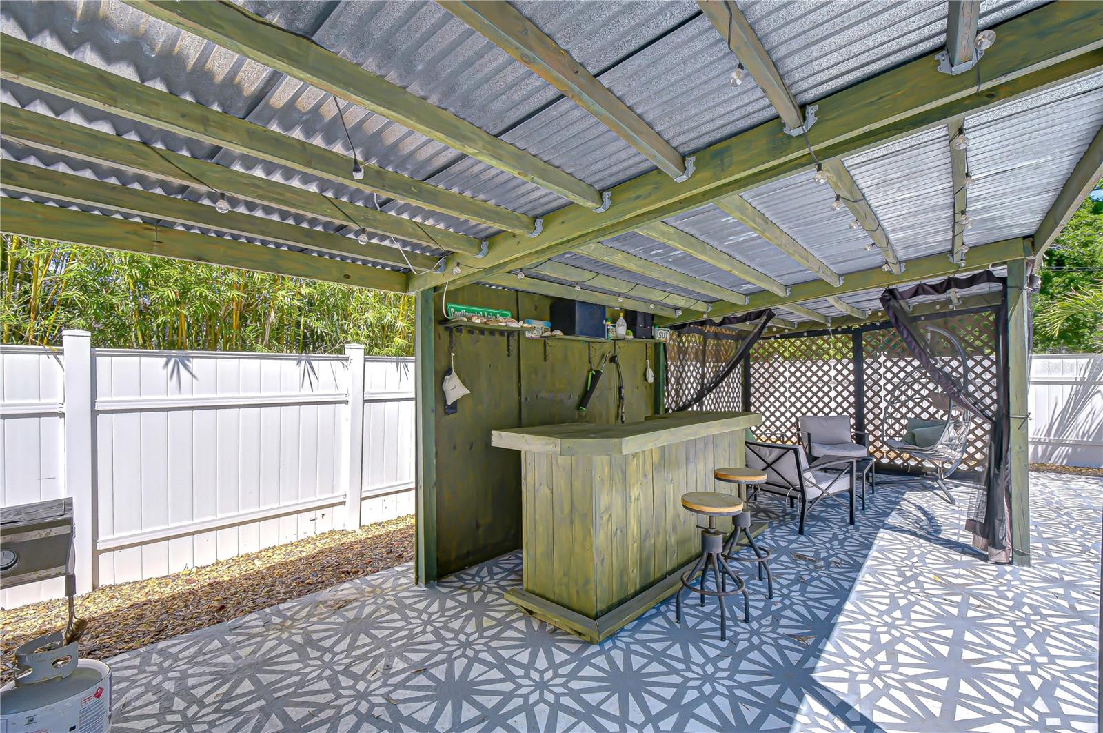 Image 33 of 39 For 6137 12th Avenue S