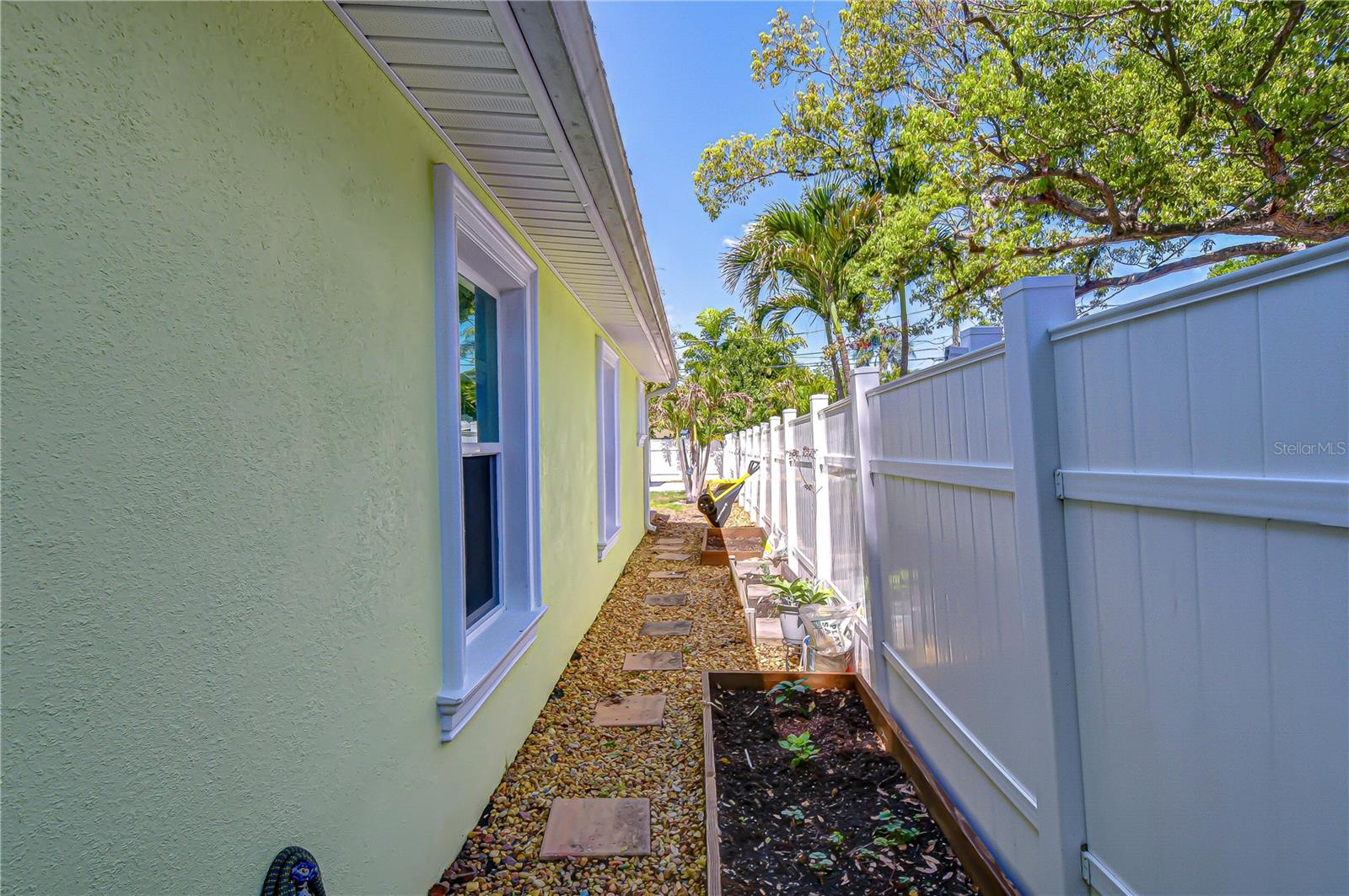 Image 36 of 39 For 6137 12th Avenue S