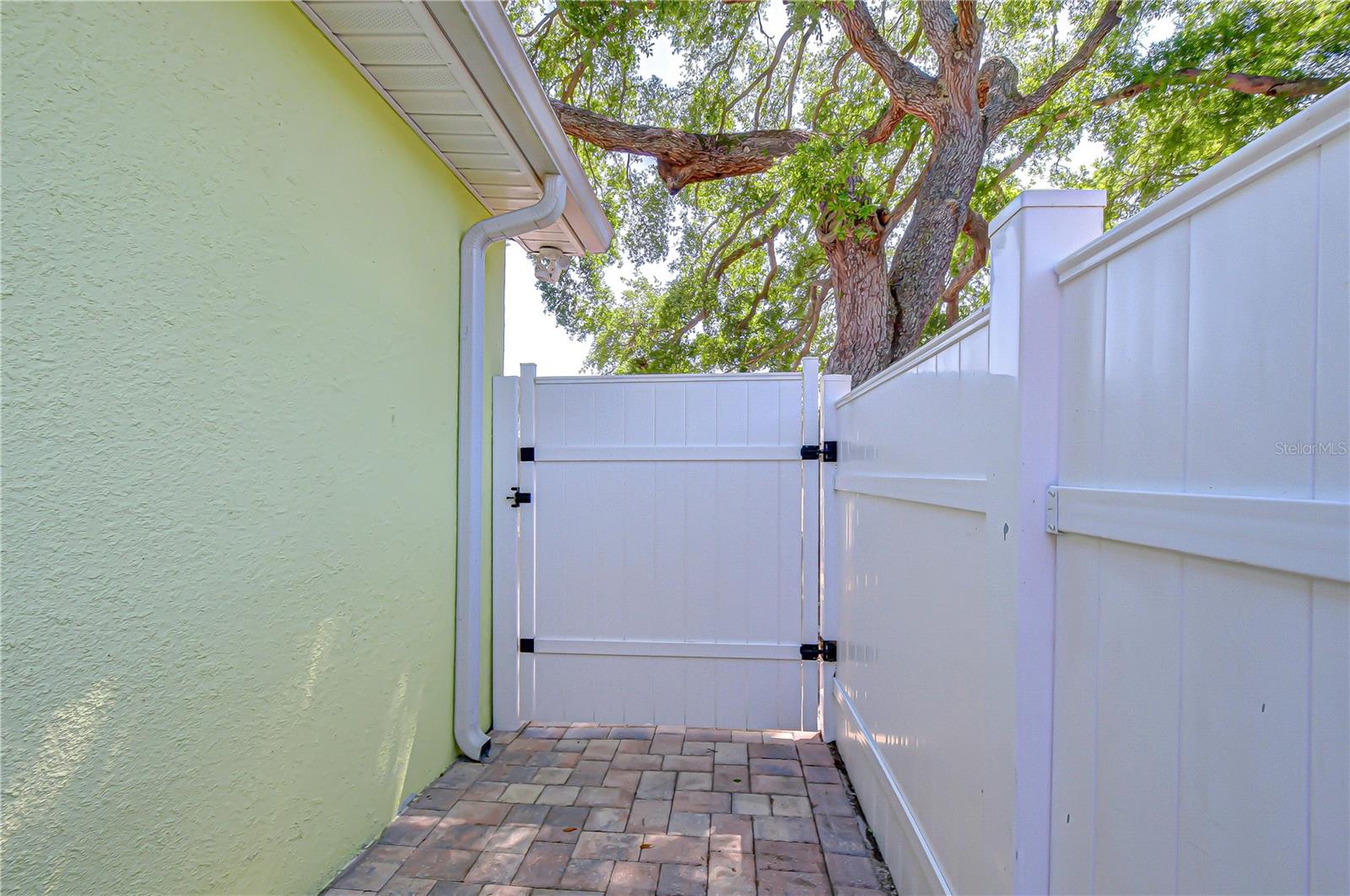 Image 38 of 39 For 6137 12th Avenue S