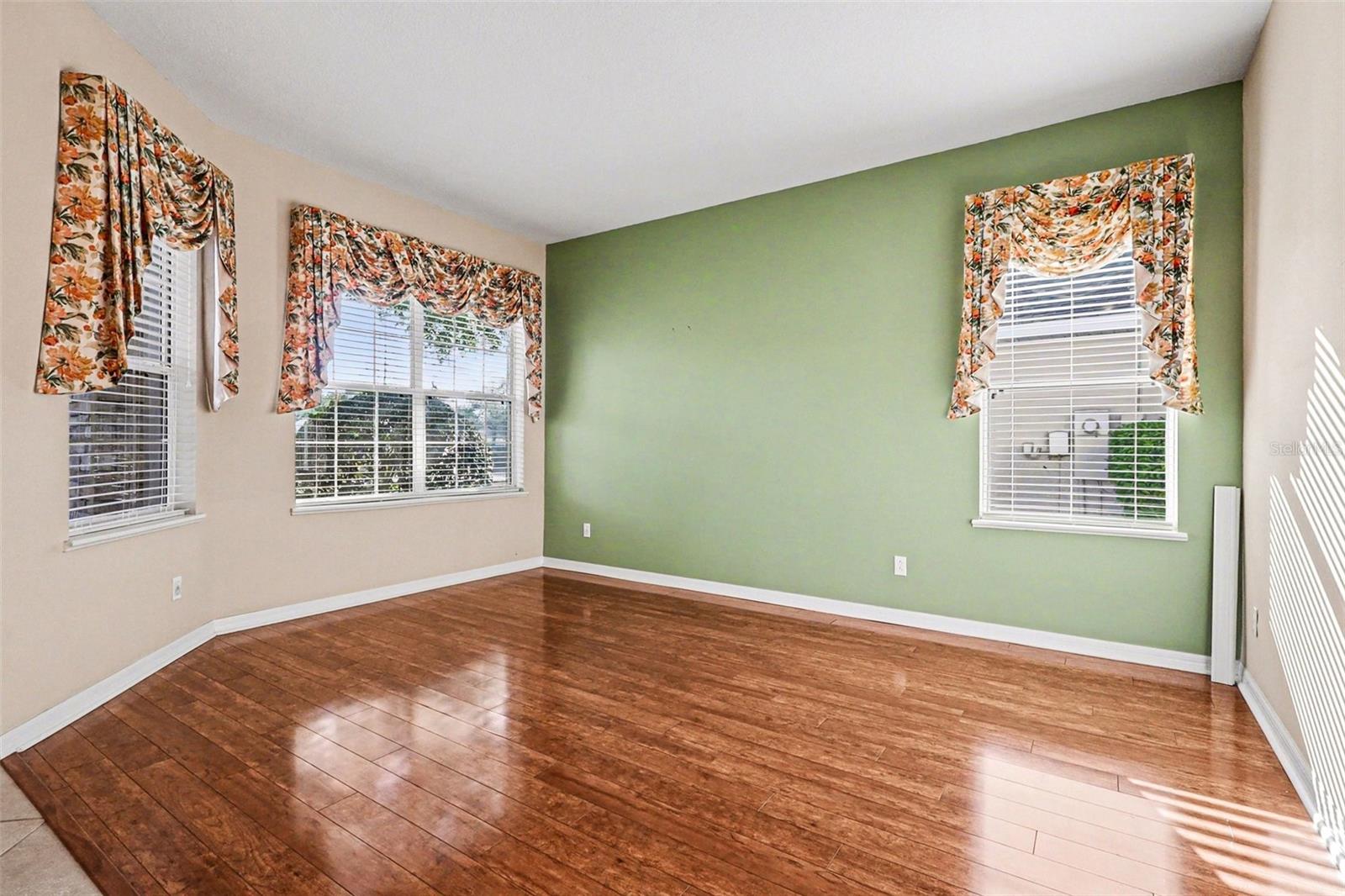 Image 10 of 34 For 3832 Traditions Boulevard N