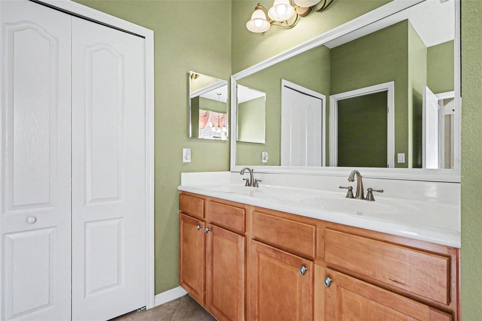 Image 20 of 34 For 3832 Traditions Boulevard N