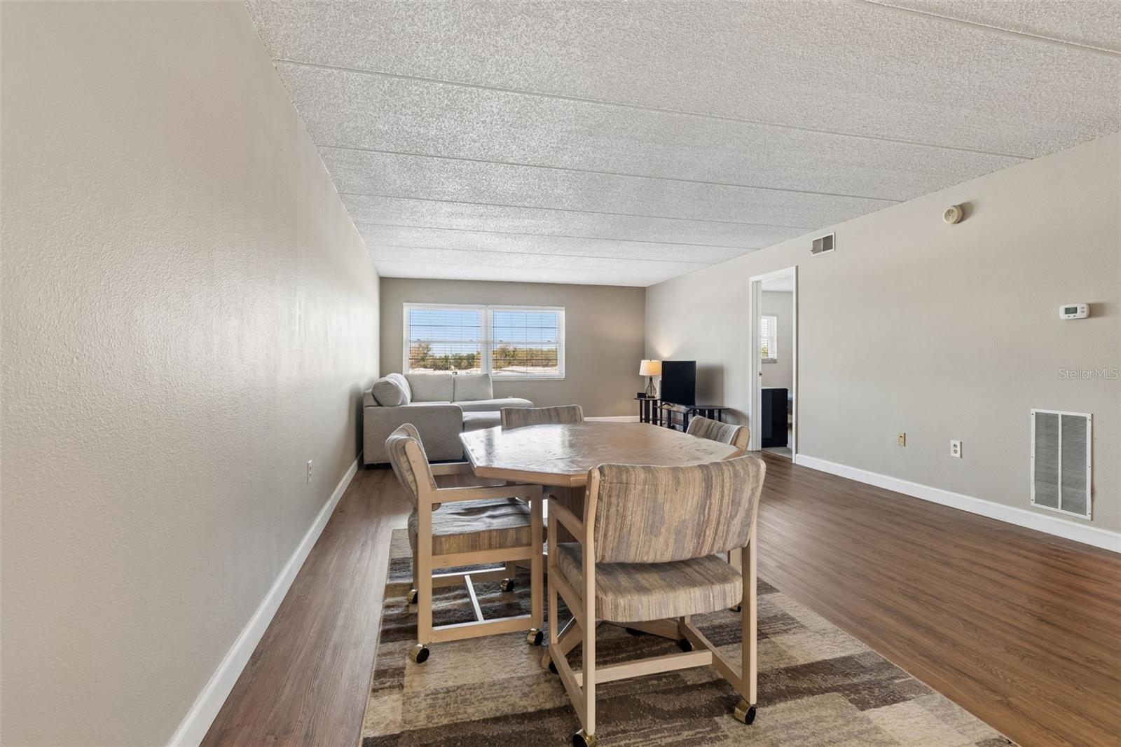 Image 12 of 56 For 12300 Park Boulevard 221