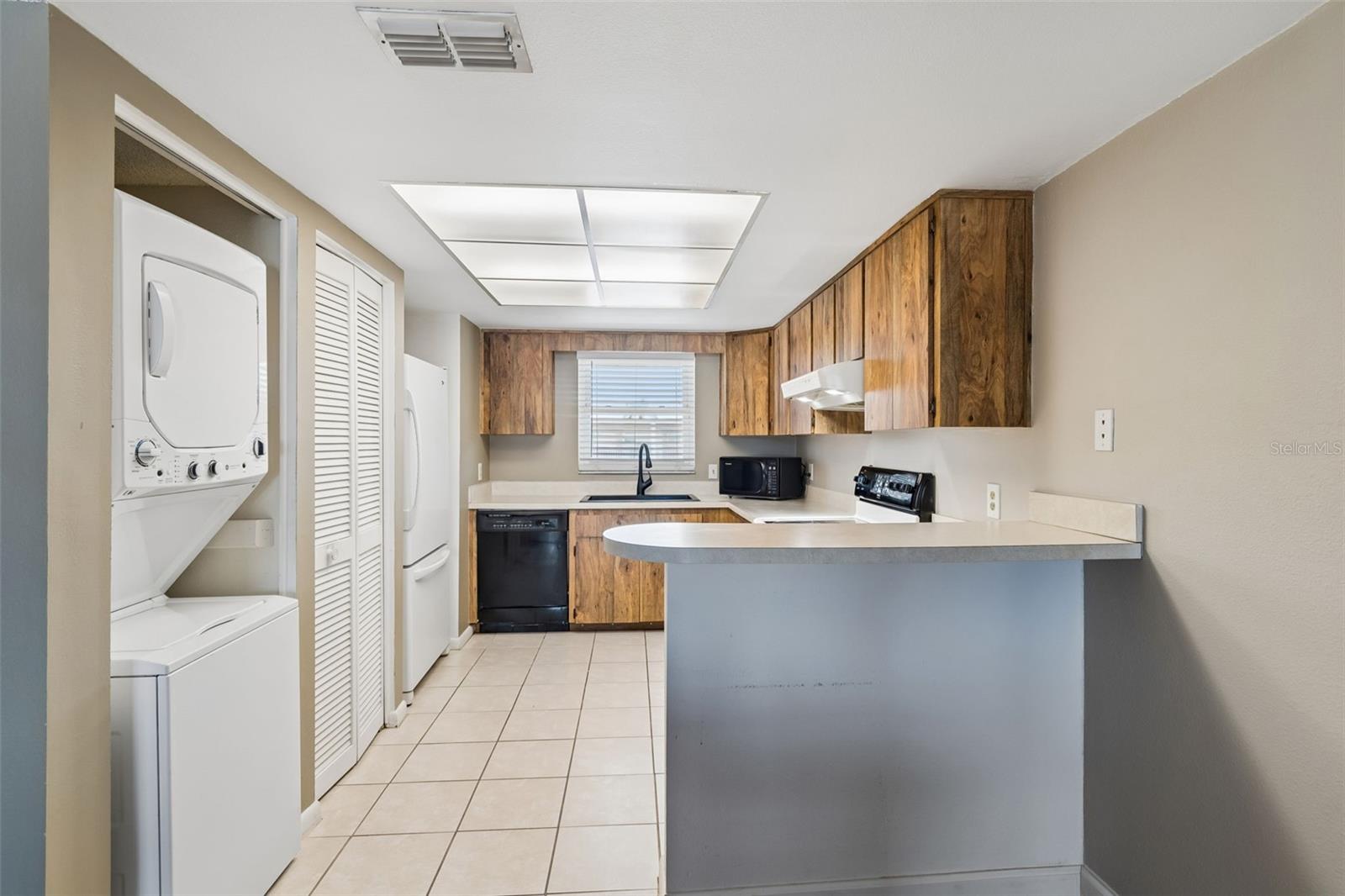 Image 13 of 56 For 12300 Park Boulevard 221