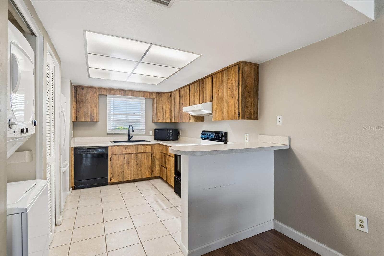 Image 14 of 56 For 12300 Park Boulevard 221