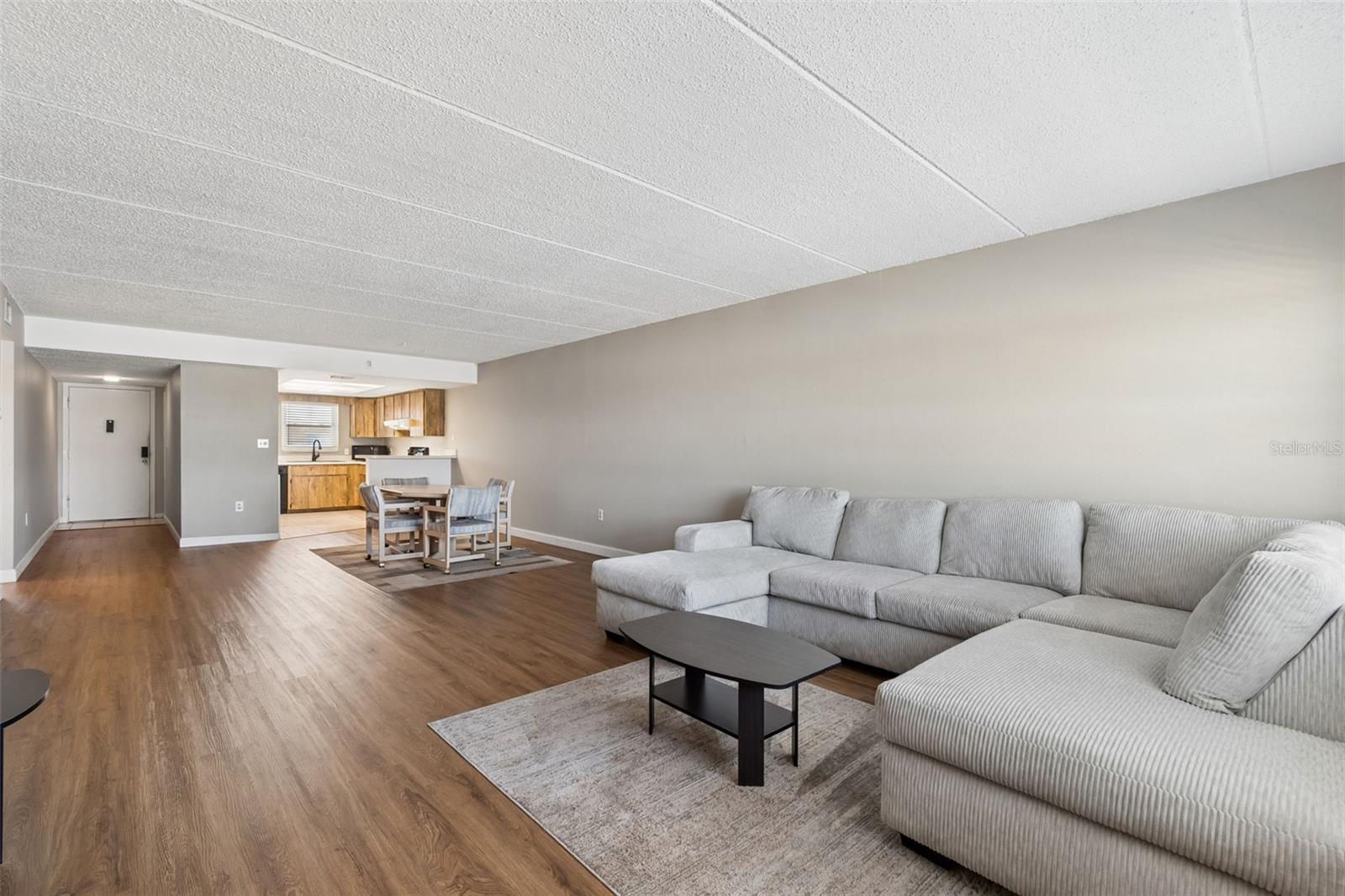 Image 24 of 56 For 12300 Park Boulevard 221