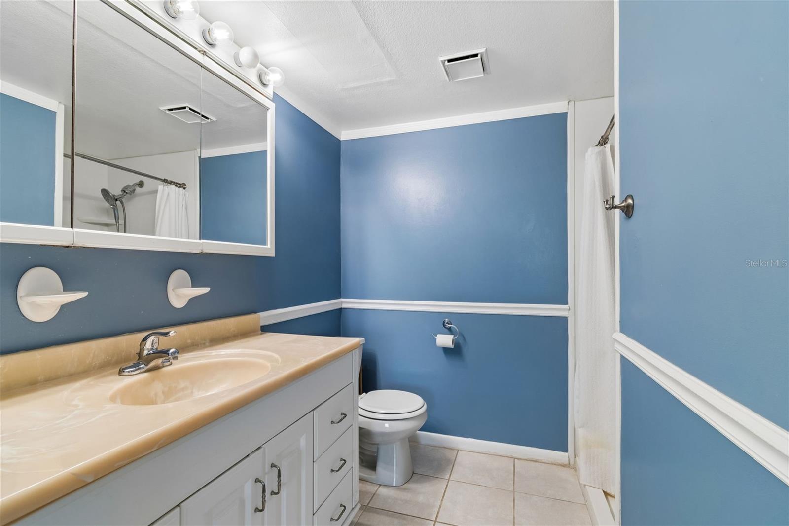 Image 32 of 56 For 12300 Park Boulevard 221