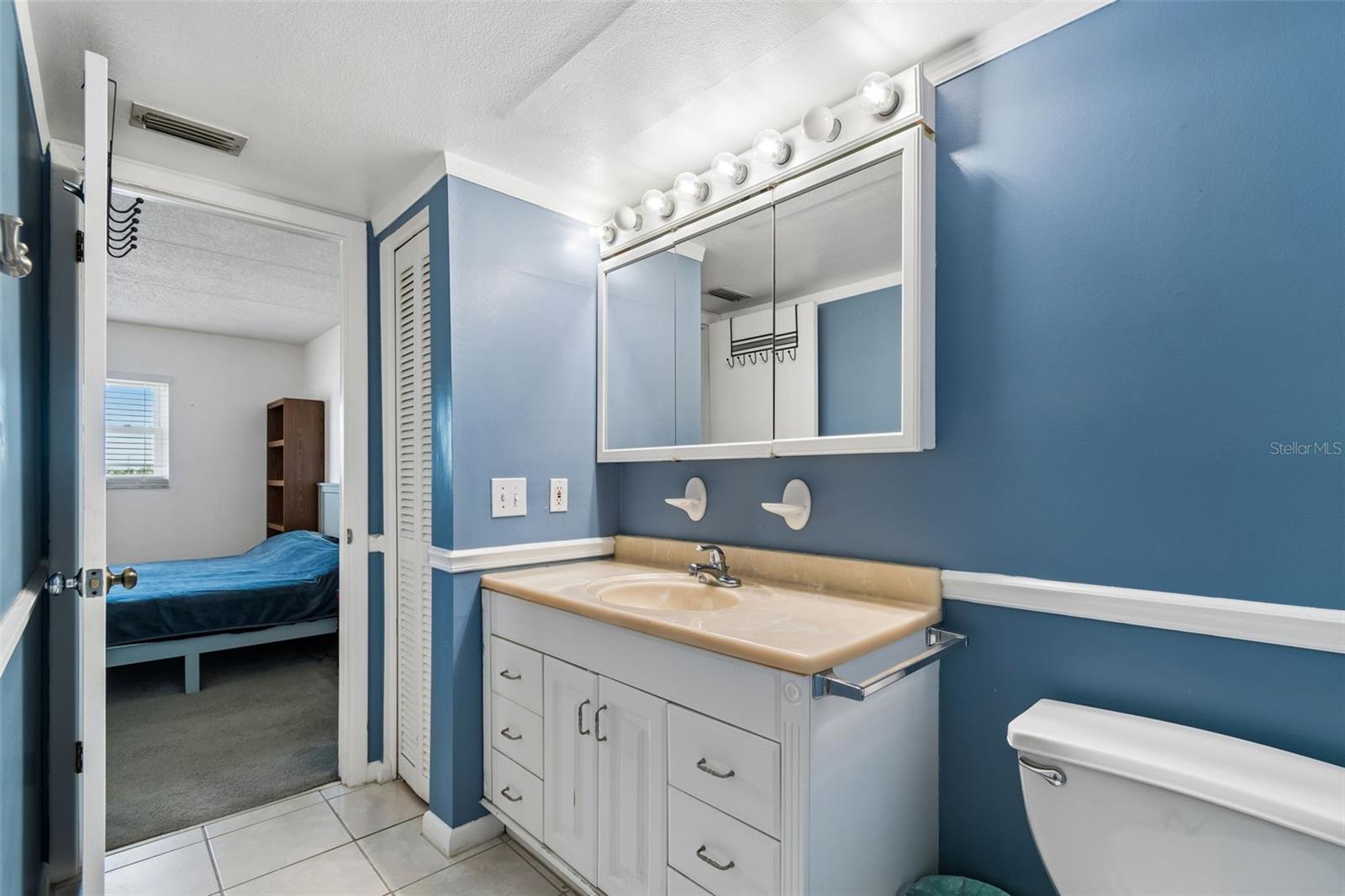 Image 33 of 56 For 12300 Park Boulevard 221