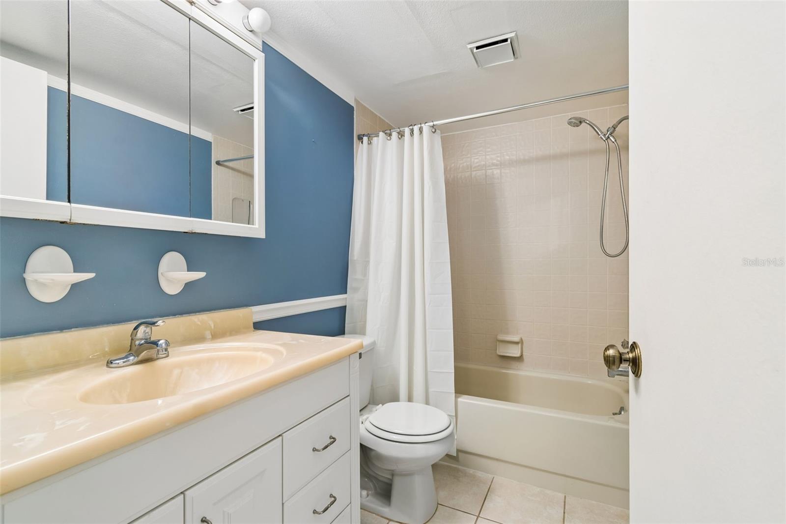 Image 40 of 56 For 12300 Park Boulevard 221