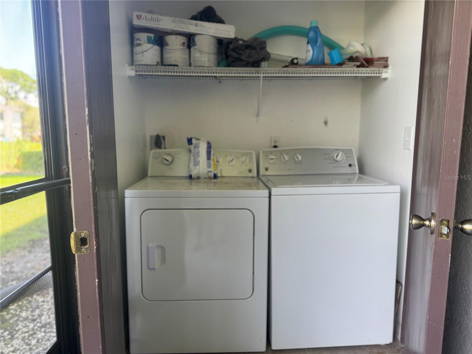 Image 17 of 26 For 115 Windward Place 15