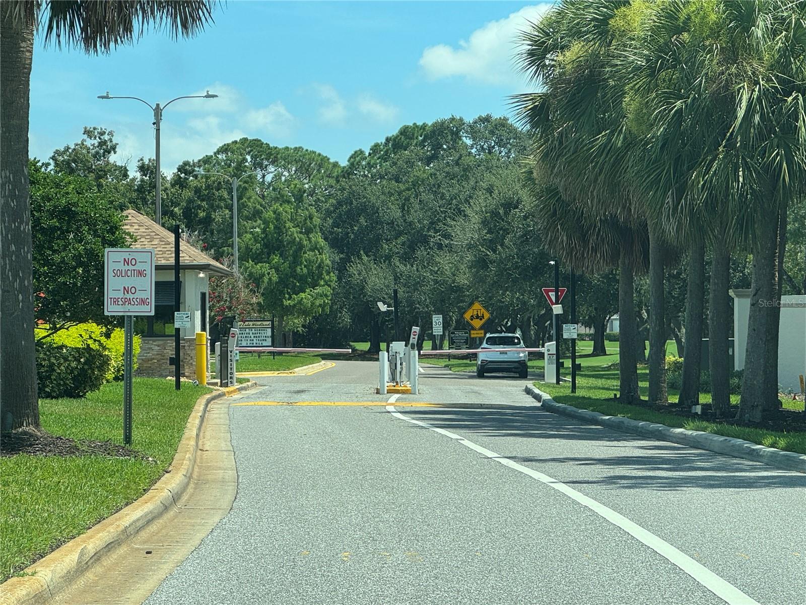 Image 24 of 26 For 115 Windward Place 15