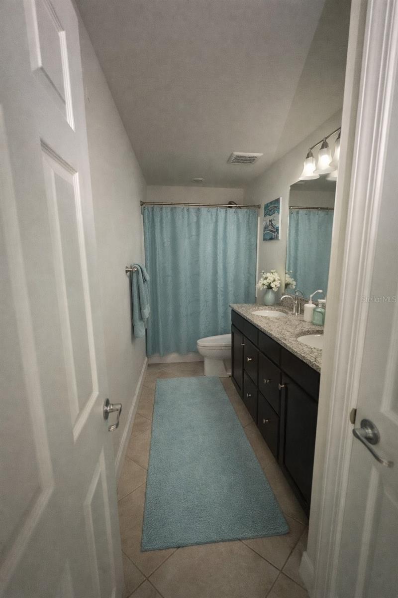 Image 28 of 32 For 2515 Sherman Oak Drive