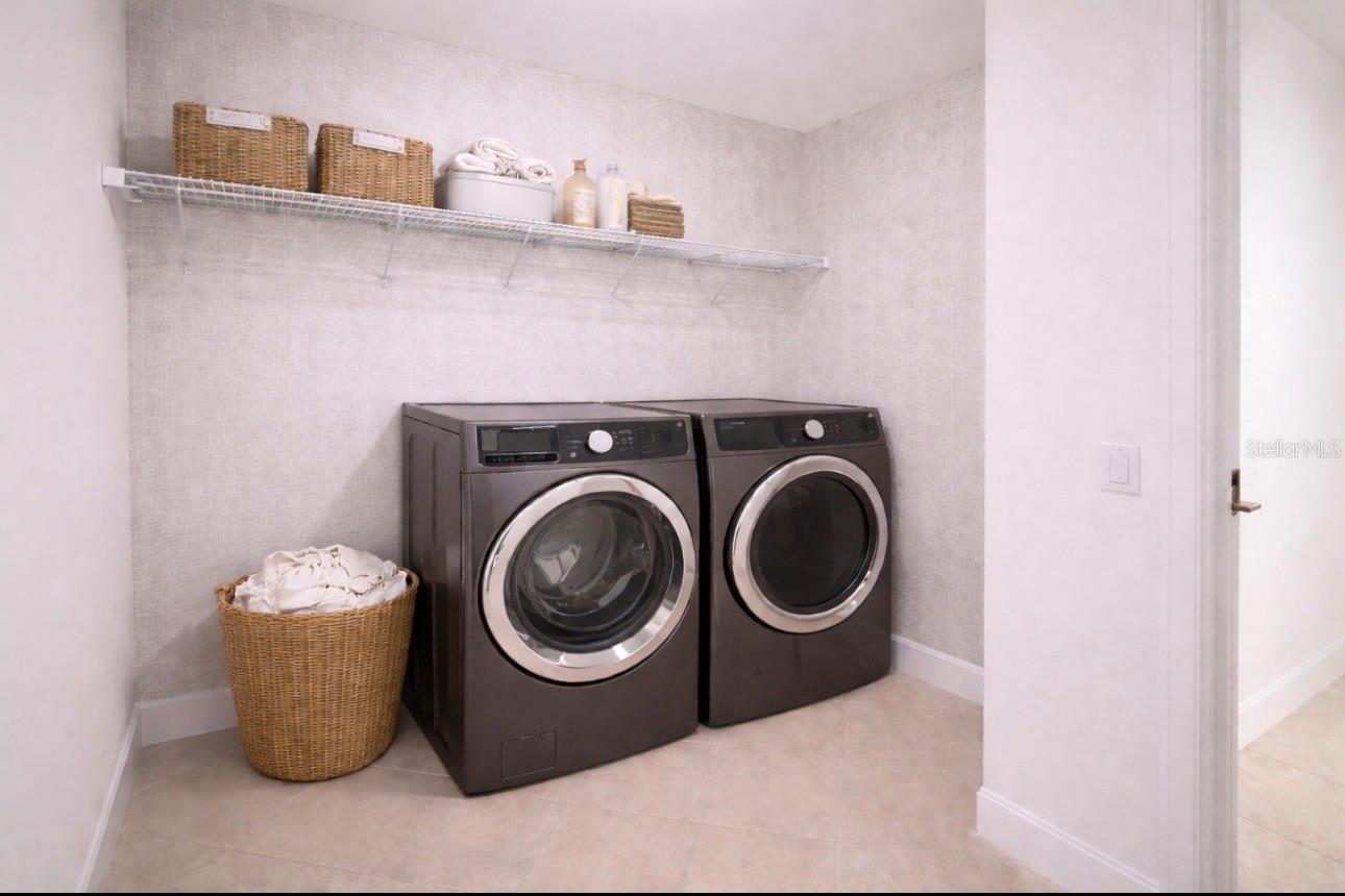 Image 30 of 32 For 2515 Sherman Oak Drive