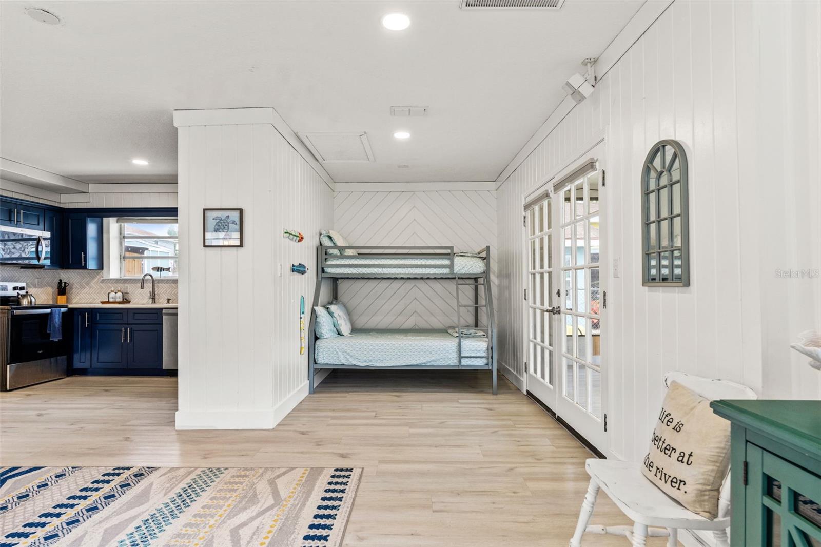 Image 13 of 31 For 5430 Circle Drive