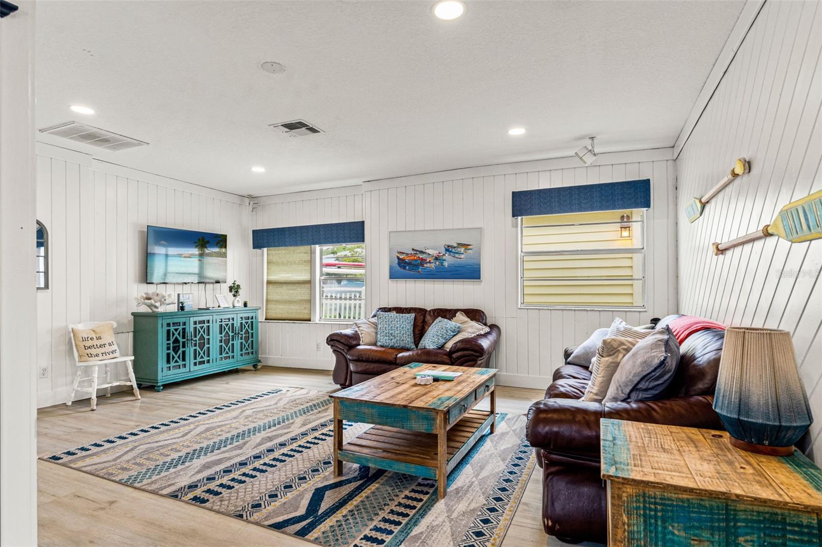 Image 8 of 31 For 5430 Circle Drive