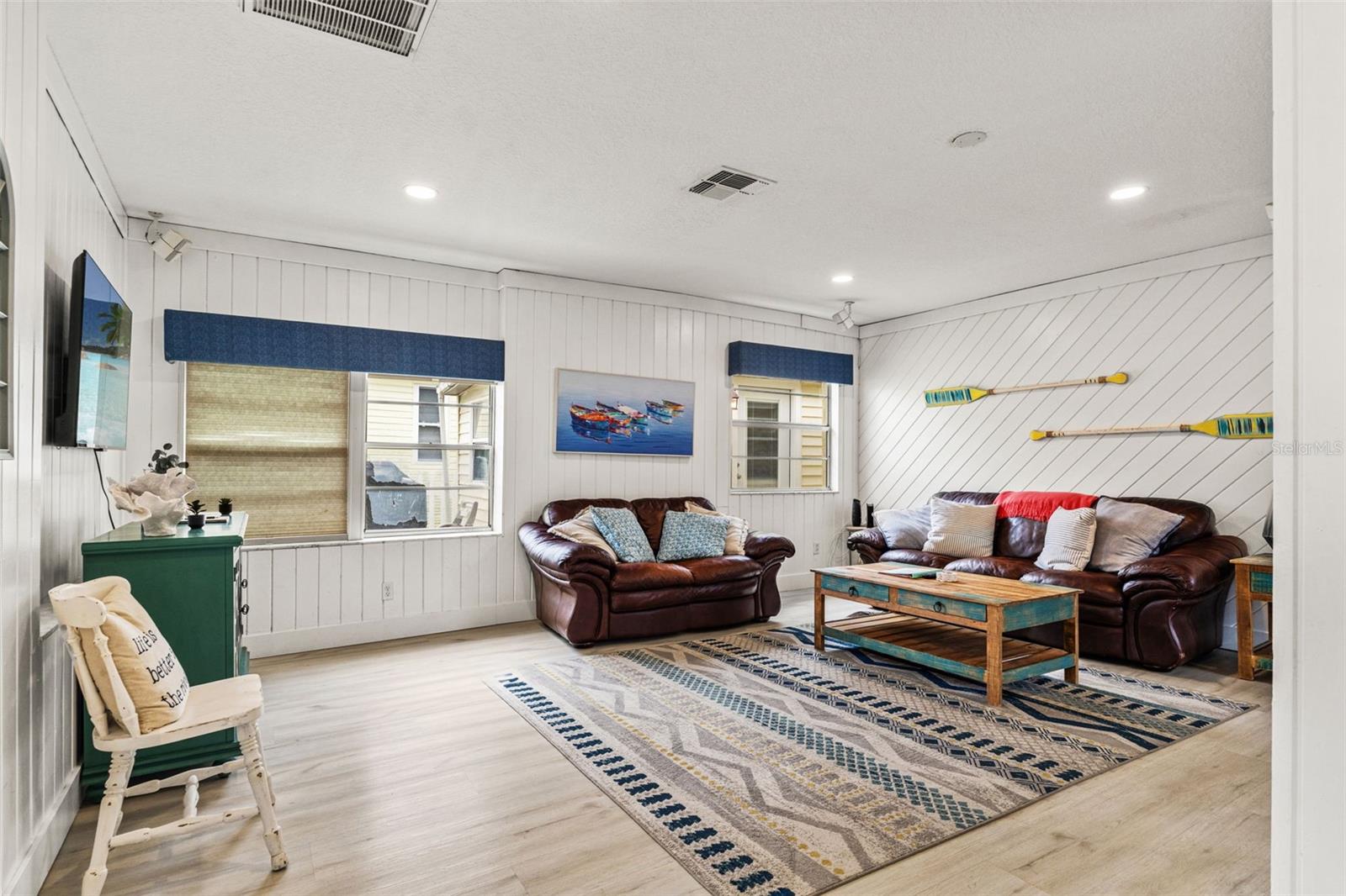 Image 9 of 31 For 5430 Circle Drive