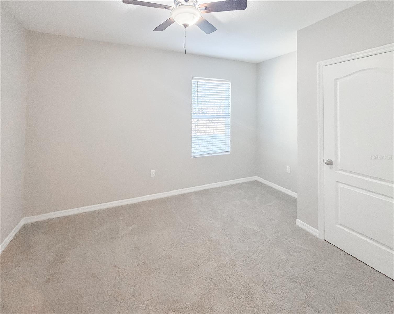 Image 14 of 27 For 12026 Suburban Sunrise Street