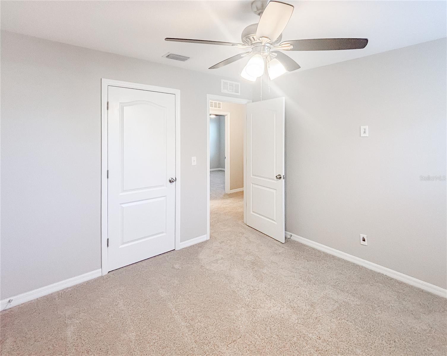 Image 15 of 27 For 12026 Suburban Sunrise Street