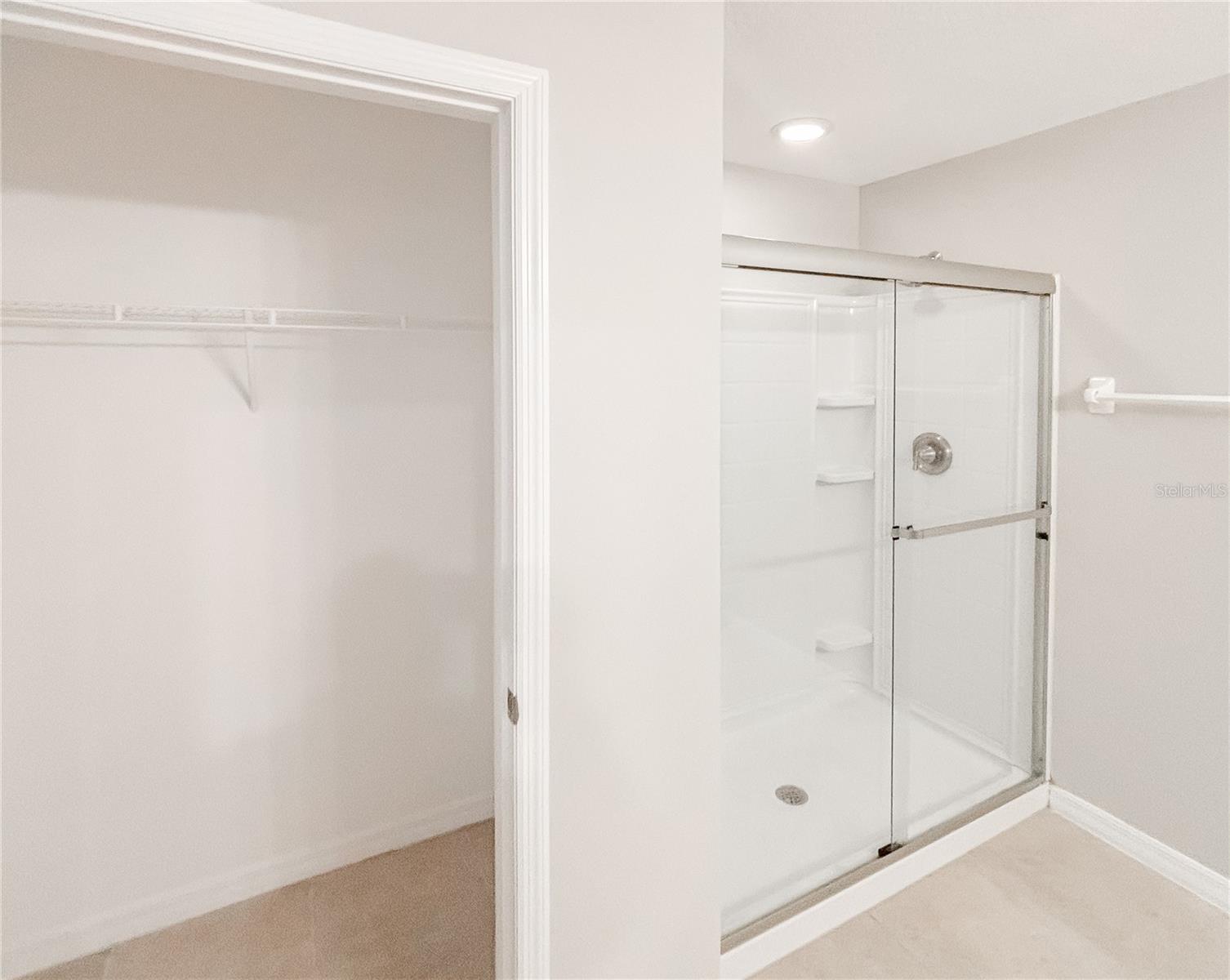 Image 25 of 27 For 12026 Suburban Sunrise Street