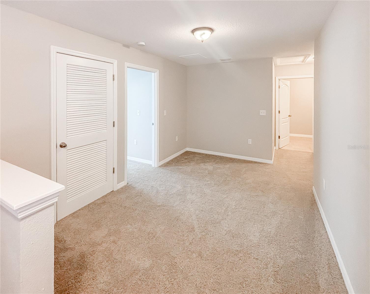 Image 9 of 27 For 12026 Suburban Sunrise Street