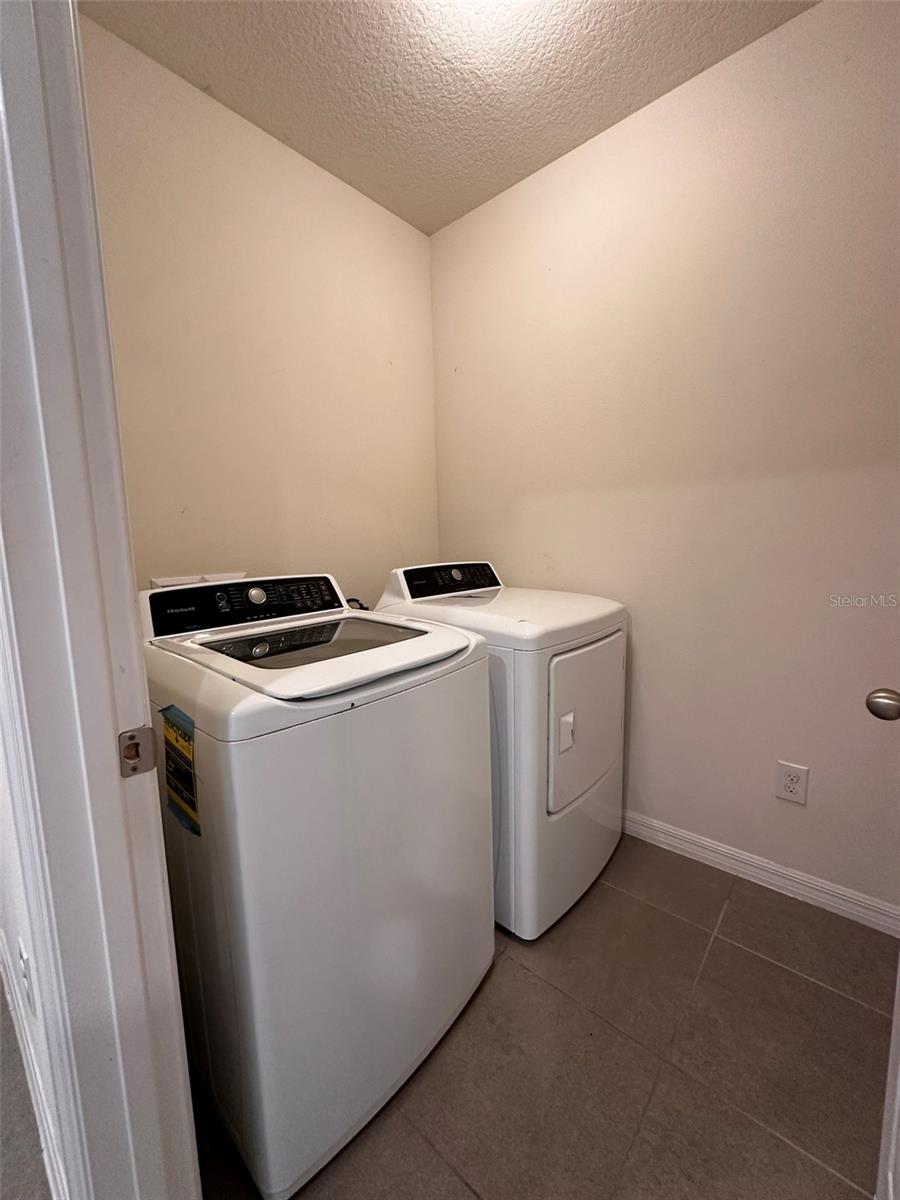 Image 8 of 15 For 9266 Watolla Drive