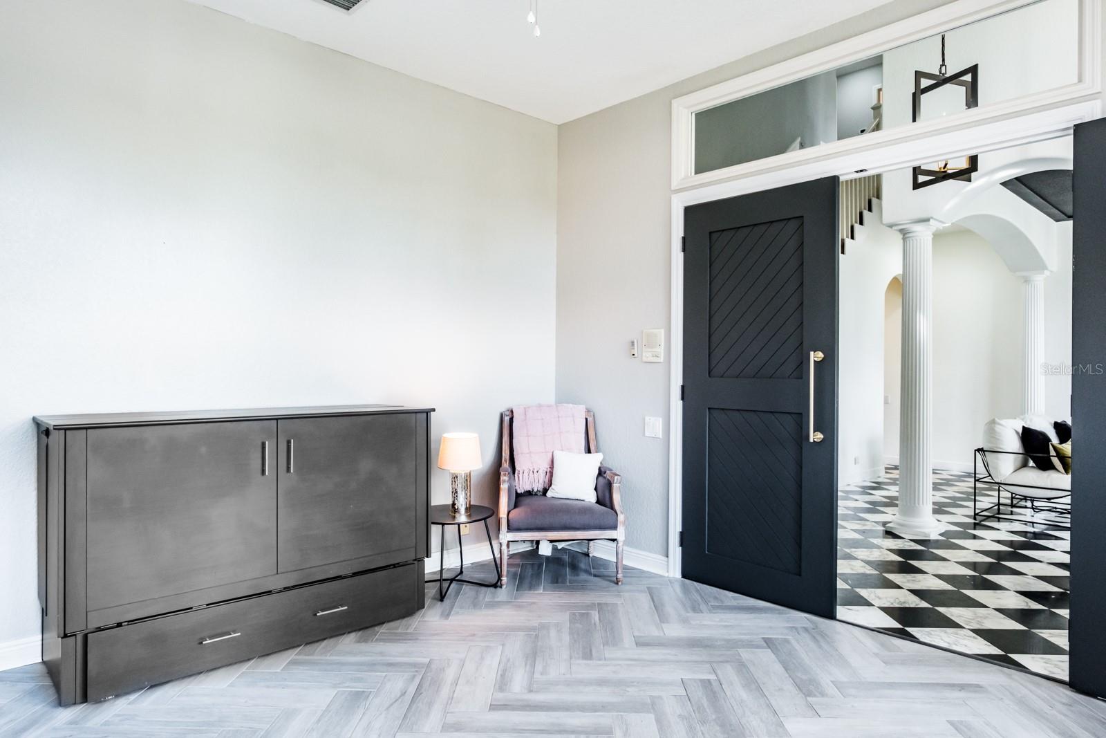 Image 18 of 91 For 1598 Lockmeade Place