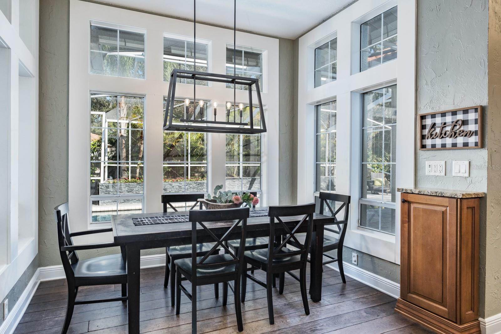 Image 35 of 91 For 1598 Lockmeade Place