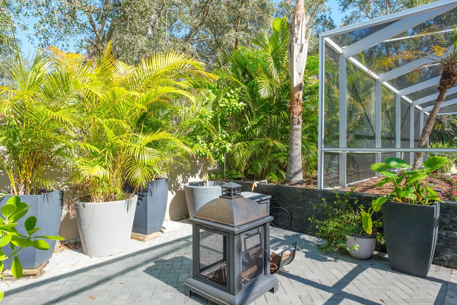 Image 48 of 91 For 1598 Lockmeade Place