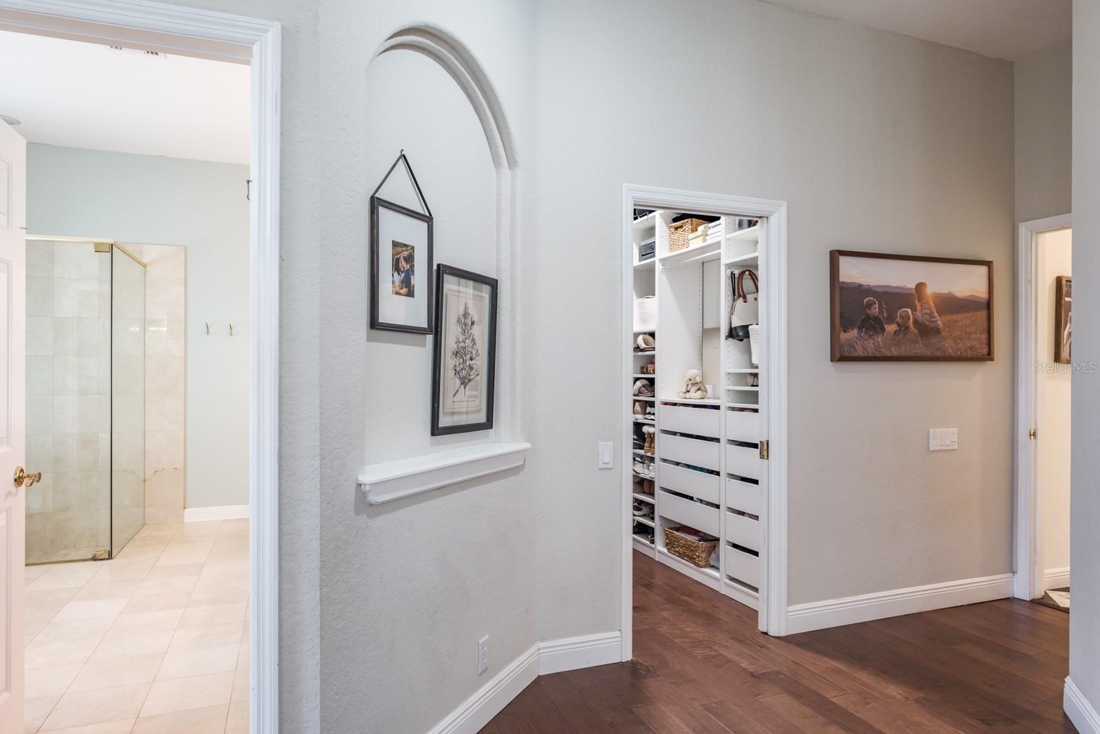 Image 55 of 91 For 1598 Lockmeade Place